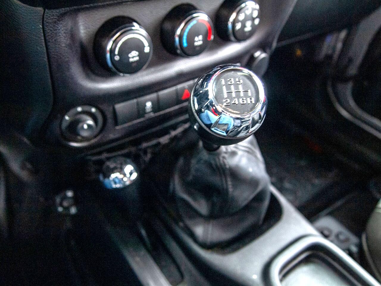 Jeep Wrangler Unlimited 4WD 4dr Rubicon 2015