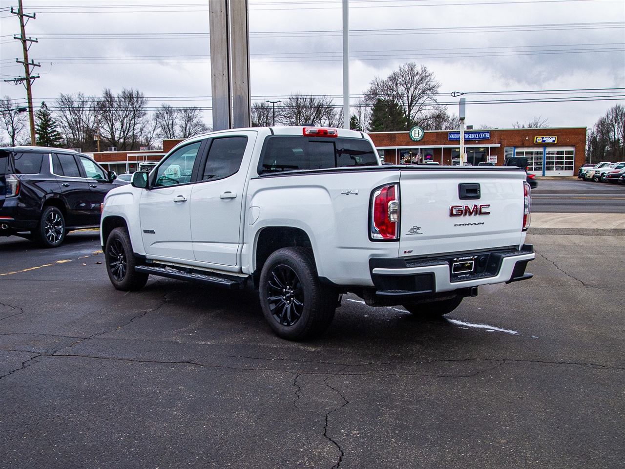 GMC Canyon 4WD Crew Cab 128" Elevation 2022