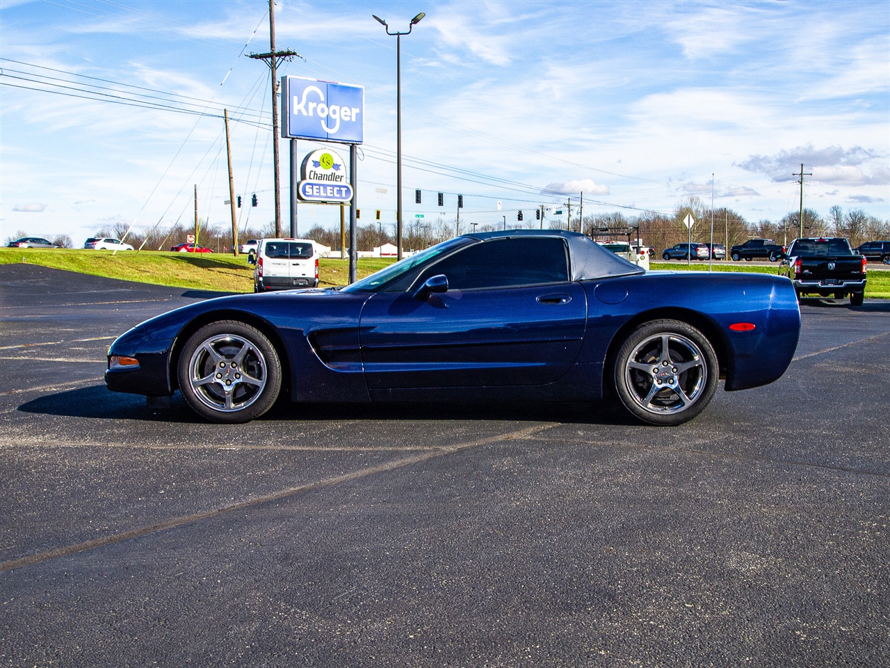 Chevrolet Corvette 2dr Convertible 2000
