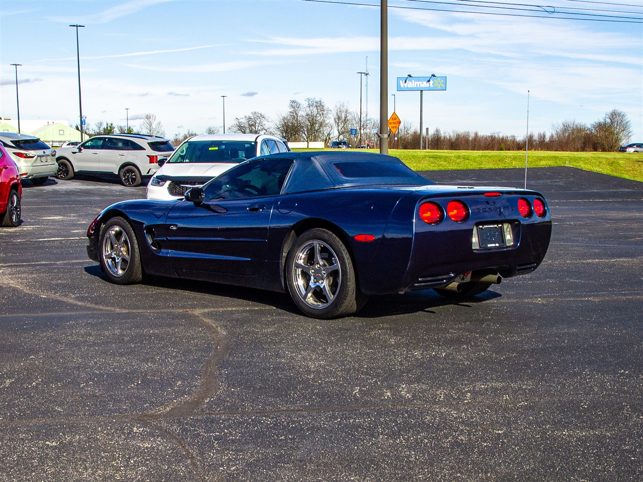 Chevrolet Corvette 2dr Convertible 2000