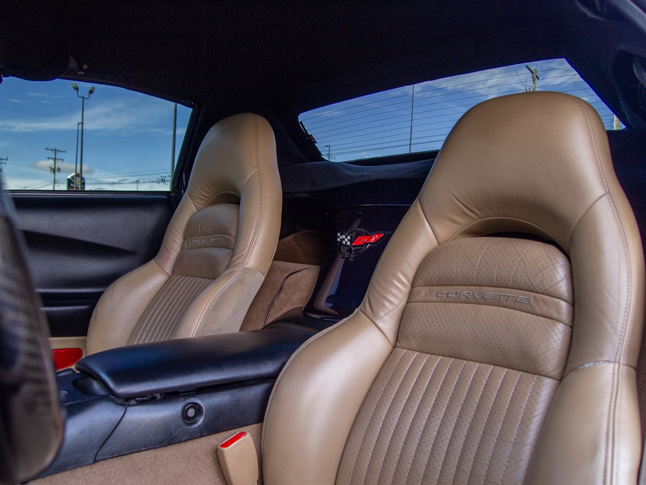 Chevrolet Corvette 2dr Convertible 2000