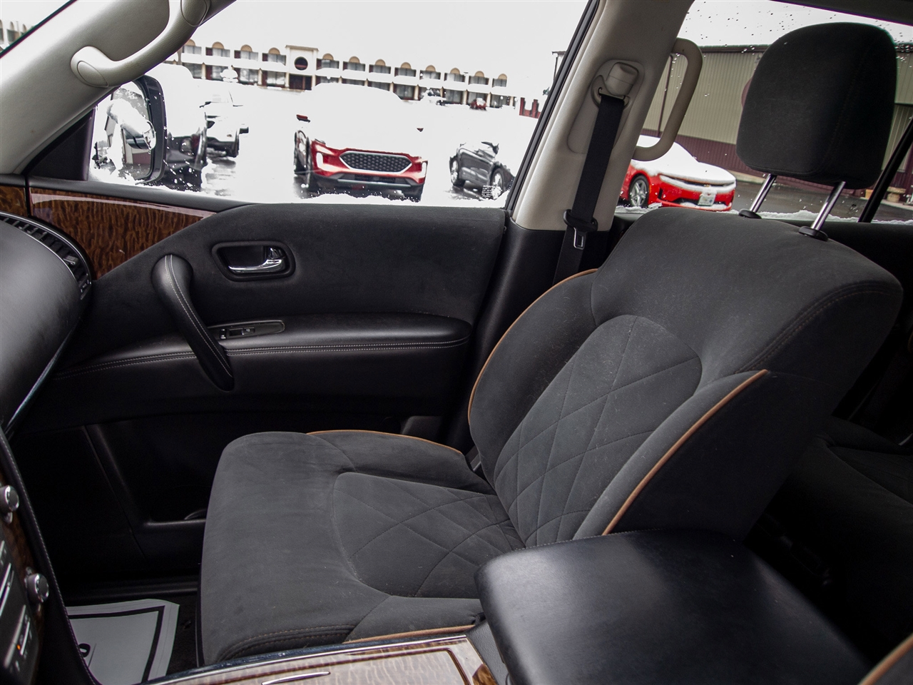 Nissan Armada 4x4 SV 2018