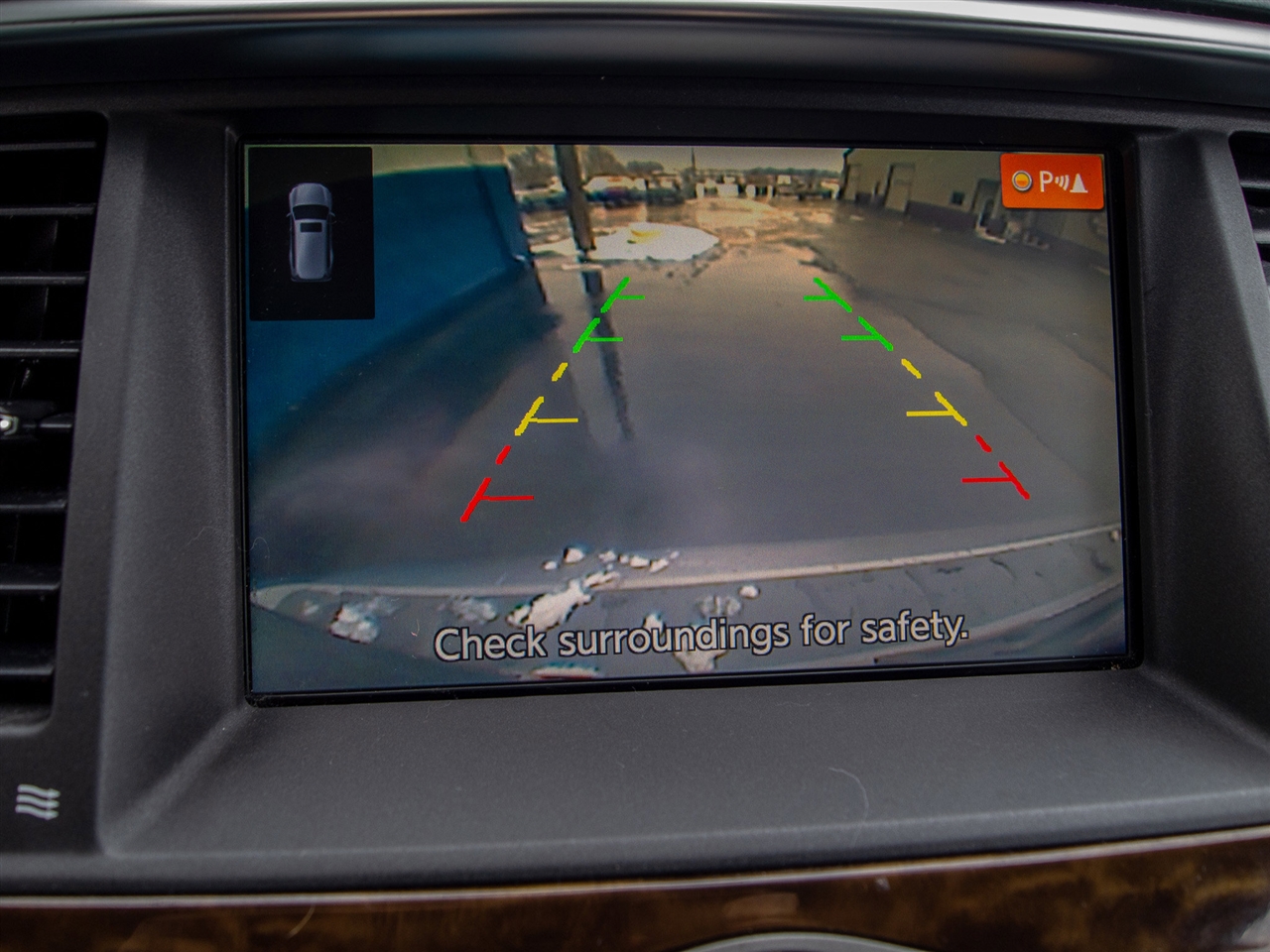 Nissan Armada 4x4 SV 2018