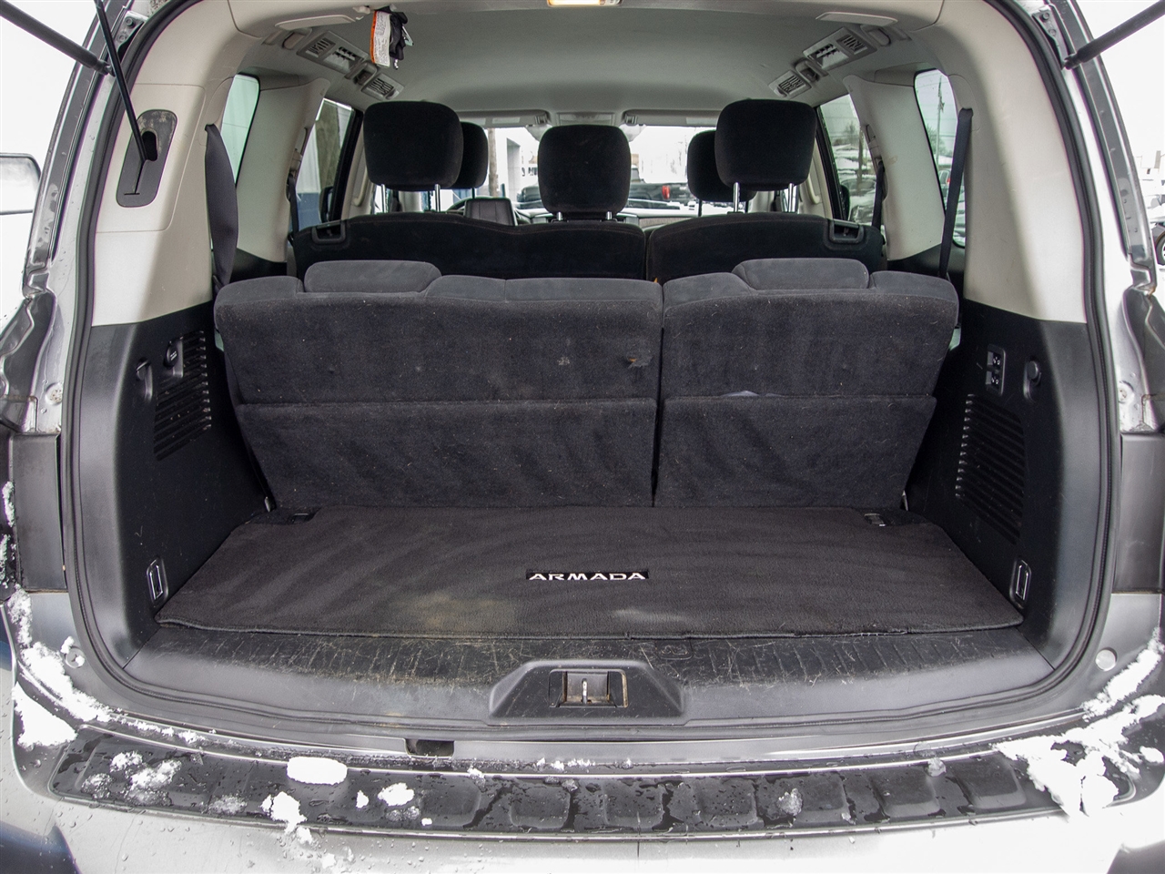 Nissan Armada 4x4 SV 2018