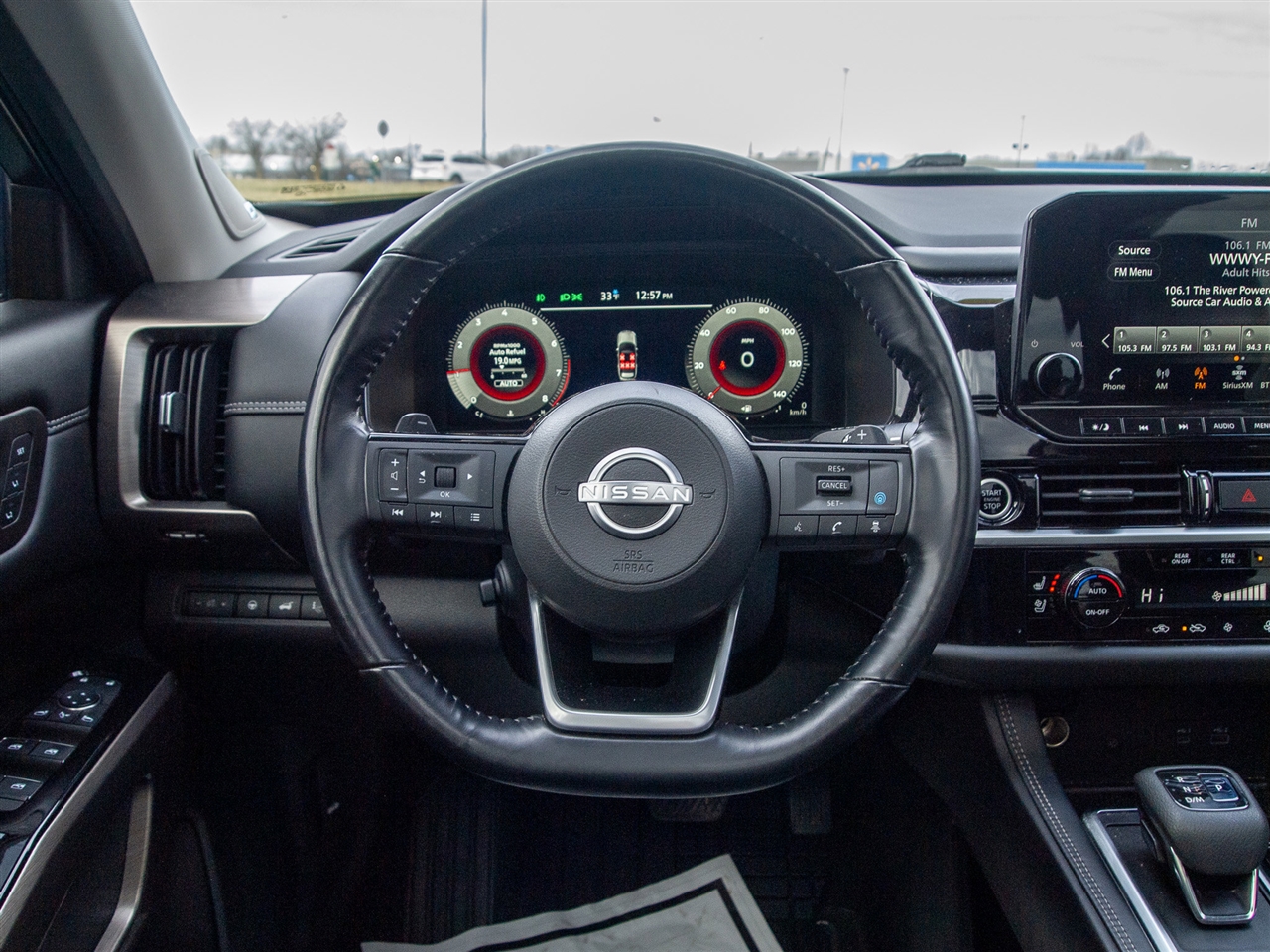 Nissan Pathfinder Platinum 4WD 2022