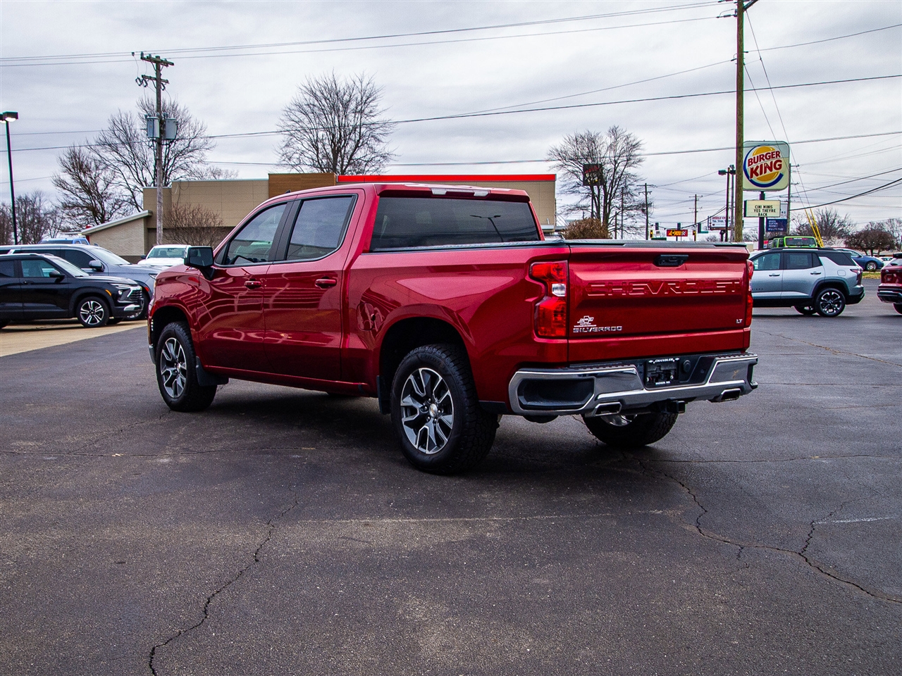Chevrolet Silverado 1500 4WD Crew Cab 147" LT w/1LT 2023