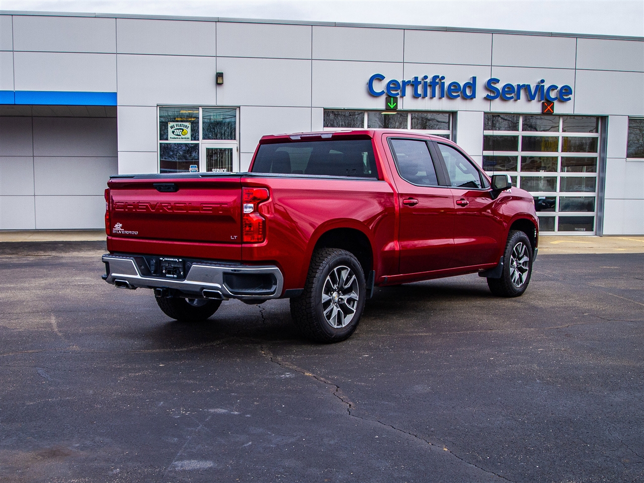 Chevrolet Silverado 1500 4WD Crew Cab 147" LT w/1LT 2023