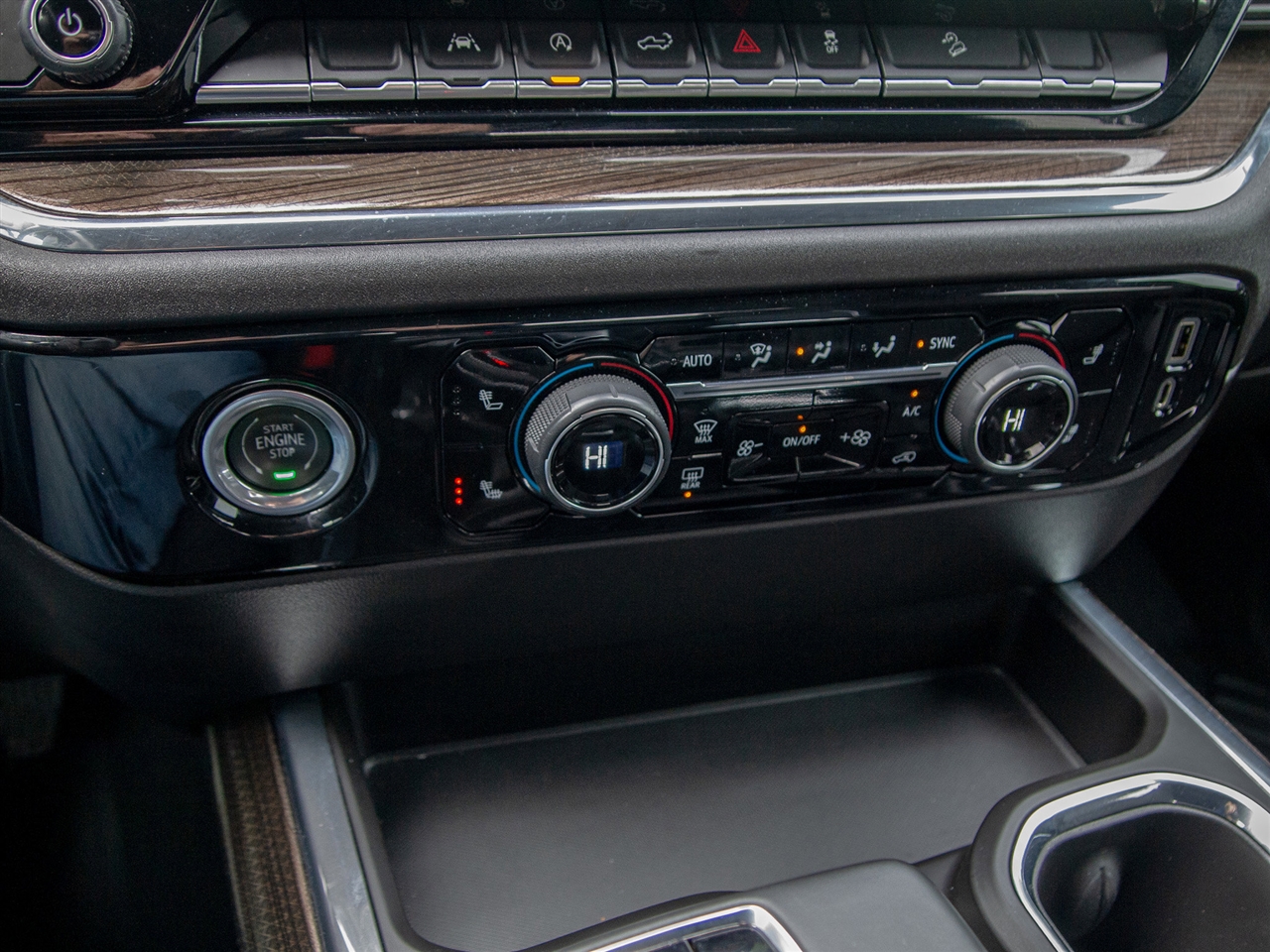 Chevrolet Silverado 1500 4WD Crew Cab 147" LT w/1LT 2023