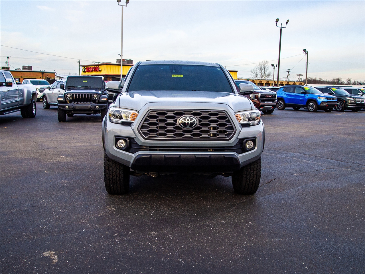 Toyota Tacoma 4WD TRD Off Road Double Cab 5' Bed V6 MT (Natl) 2021