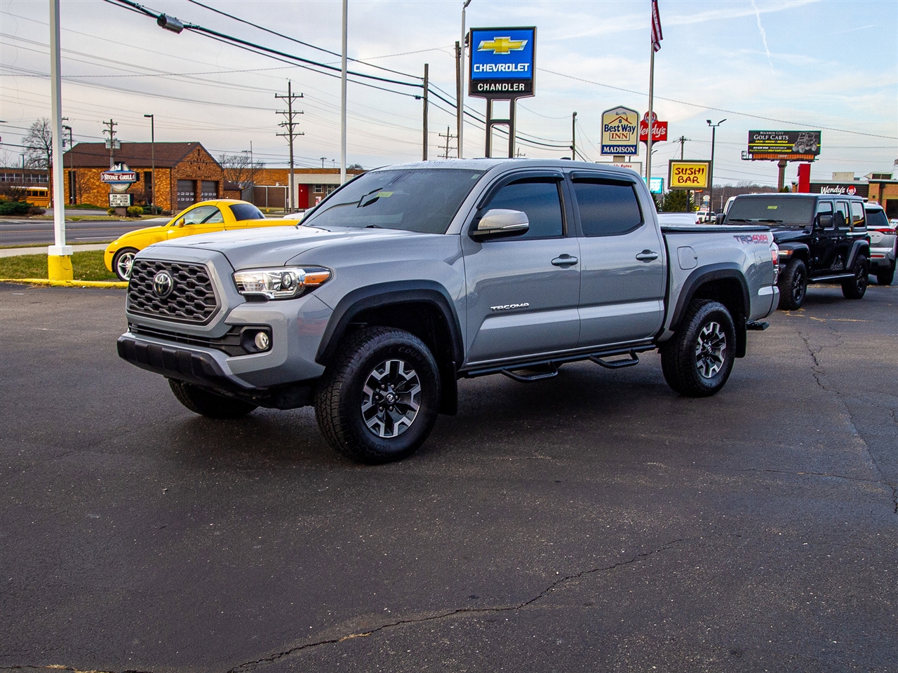 Toyota Tacoma 4WD TRD Off Road Double Cab 5' Bed V6 MT (Natl) 2021