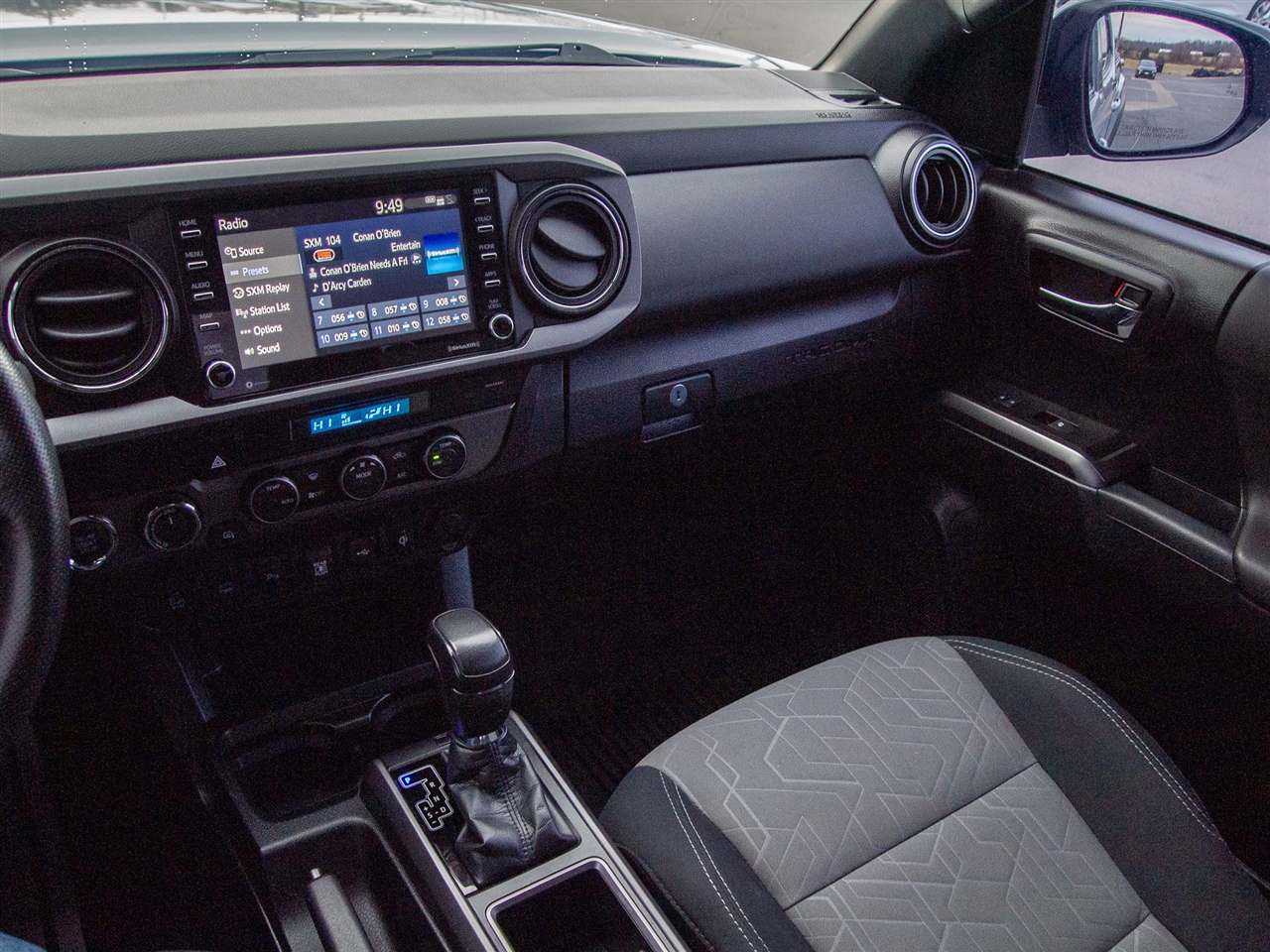 Toyota Tacoma 4WD TRD Off Road Double Cab 5' Bed V6 MT (Natl) 2021