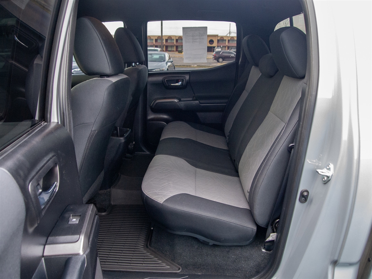 Toyota Tacoma 4WD TRD Off Road Double Cab 5' Bed V6 MT (Natl) 2021