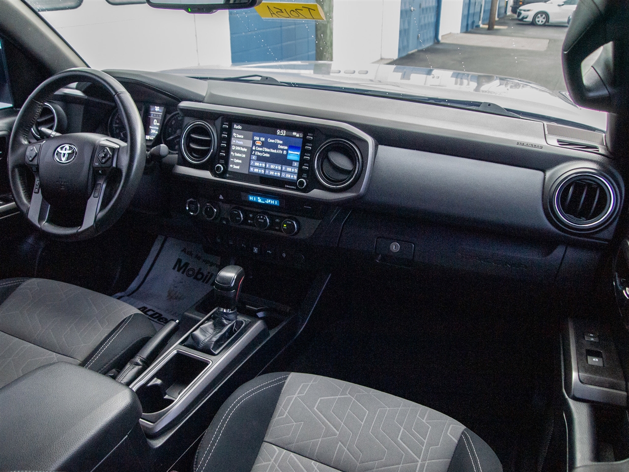 Toyota Tacoma 4WD TRD Off Road Double Cab 5' Bed V6 MT (Natl) 2021