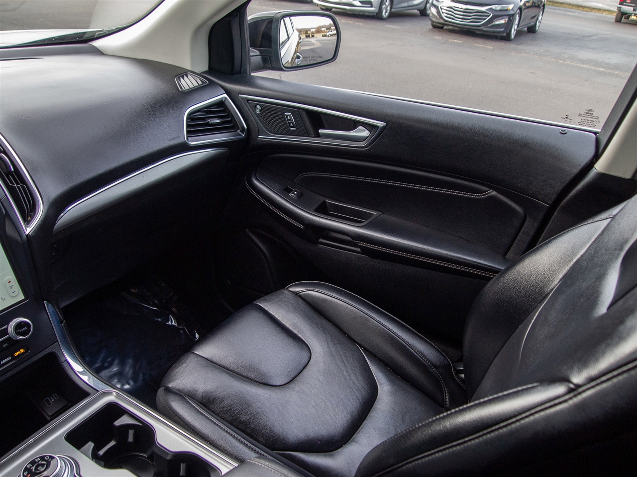 Ford Edge Titanium AWD 2022