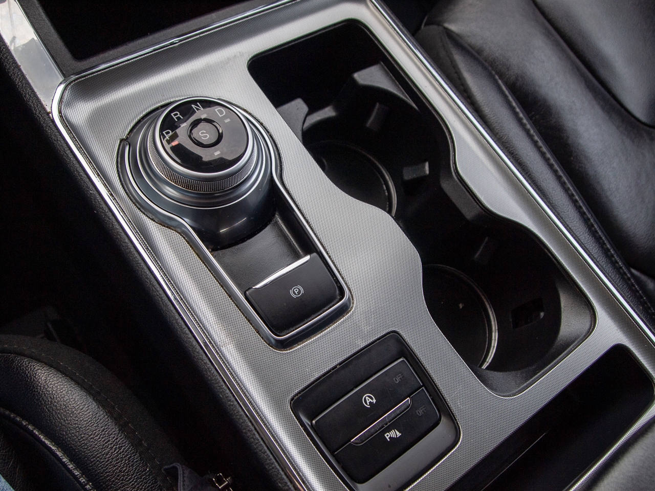 Ford Edge Titanium AWD 2022