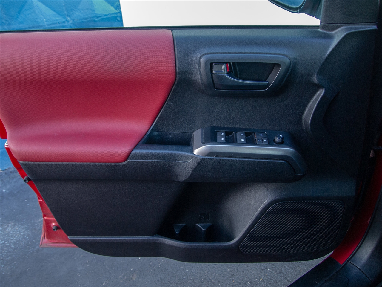 Toyota Tacoma 4WD TRD Off Road Double Cab 5' Bed V6 MT (Natl) 2023