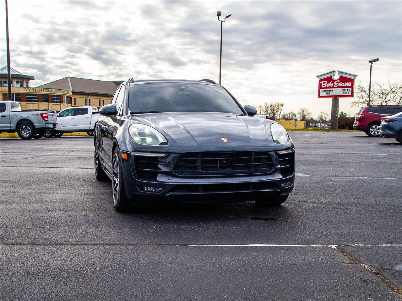 Porsche Macan GTS AWD 2018