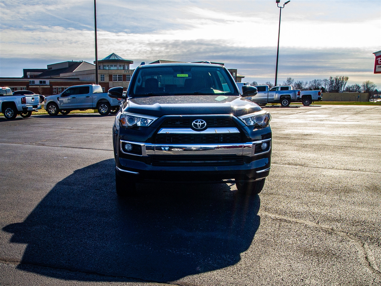 Toyota 4Runner TRD Off Road Premium 4WD (Natl) 2019