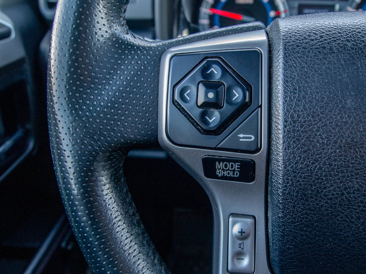 Toyota 4Runner TRD Off Road Premium 4WD (Natl) 2019