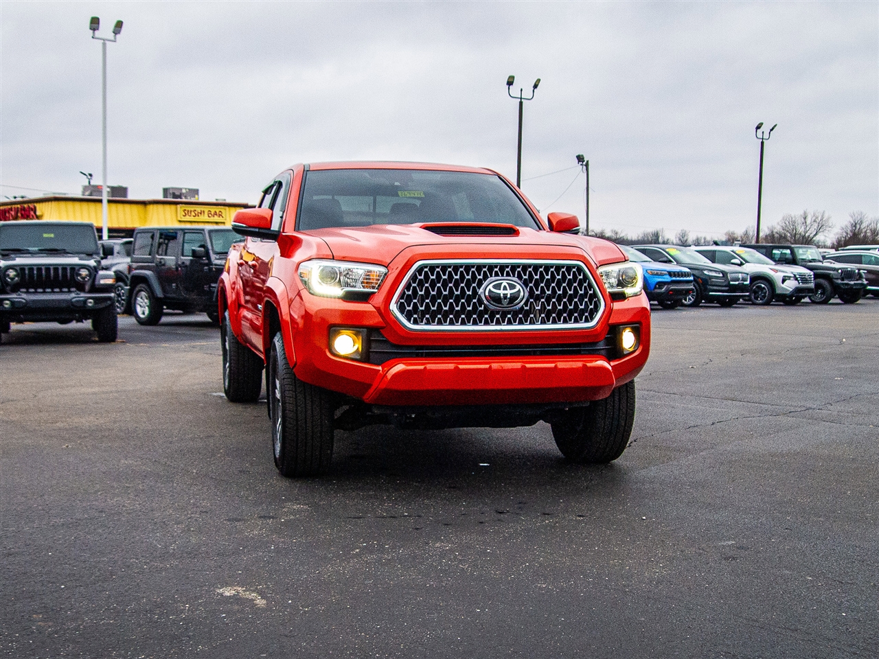 Toyota Tacoma TRD Off Road Double Cab 5' Bed V6 4x4 MT (Natl) 2018