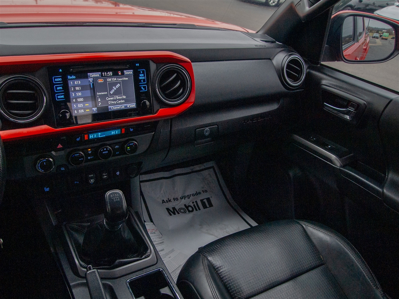 Toyota Tacoma TRD Off Road Double Cab 5' Bed V6 4x4 MT (Natl) 2018