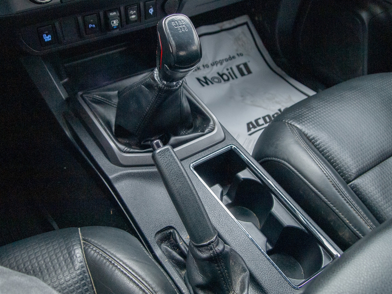 Toyota Tacoma TRD Off Road Double Cab 5' Bed V6 4x4 MT (Natl) 2018