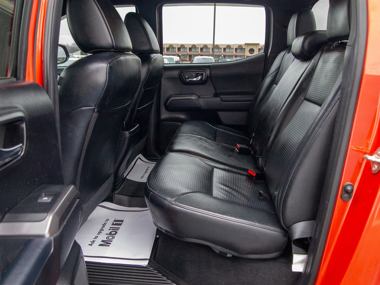 Toyota Tacoma TRD Off Road Double Cab 5' Bed V6 4x4 MT (Natl) 2018