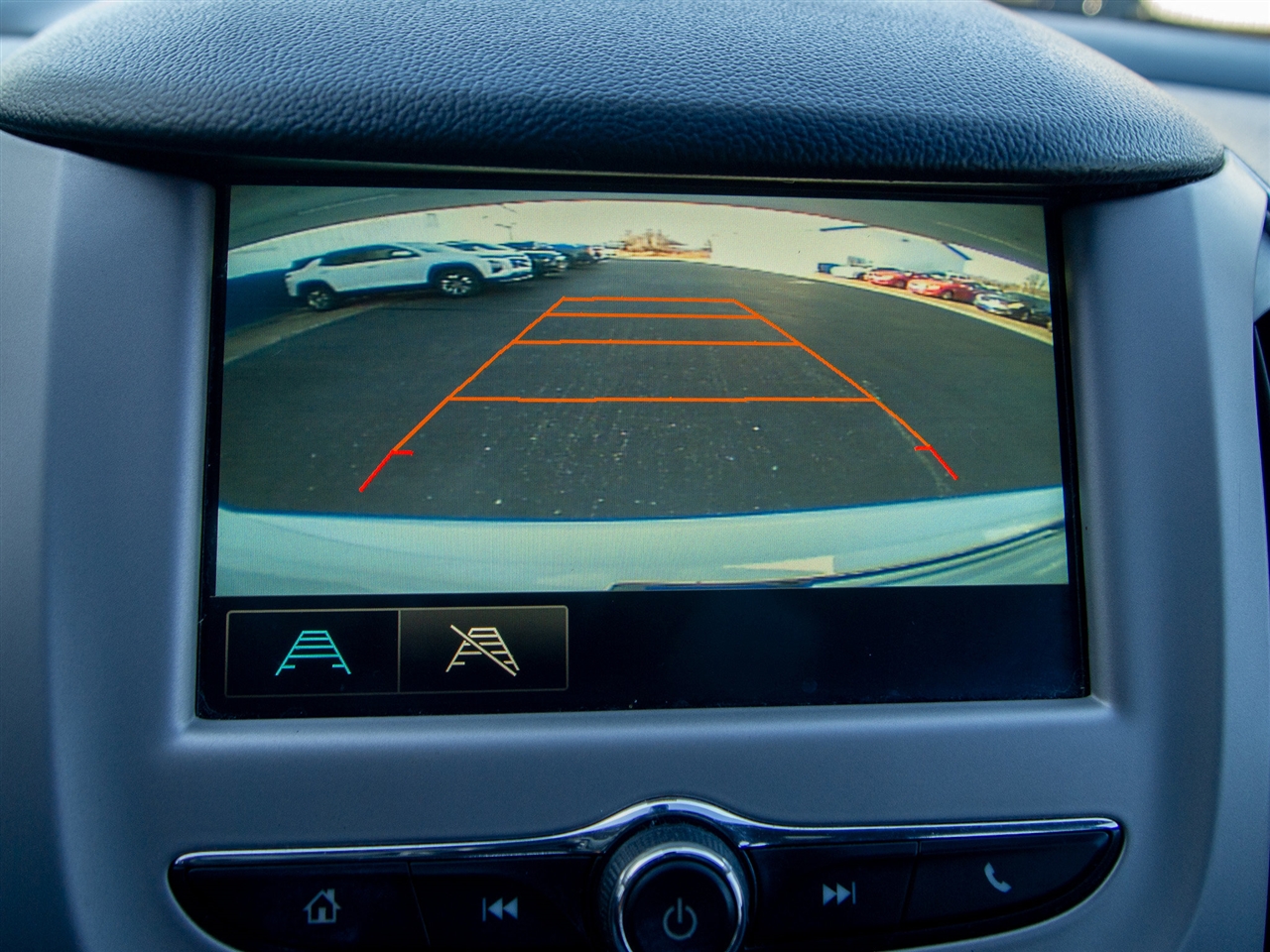 Chevrolet Cruze 4dr Sdn 1.4L LS w/1SB 2018