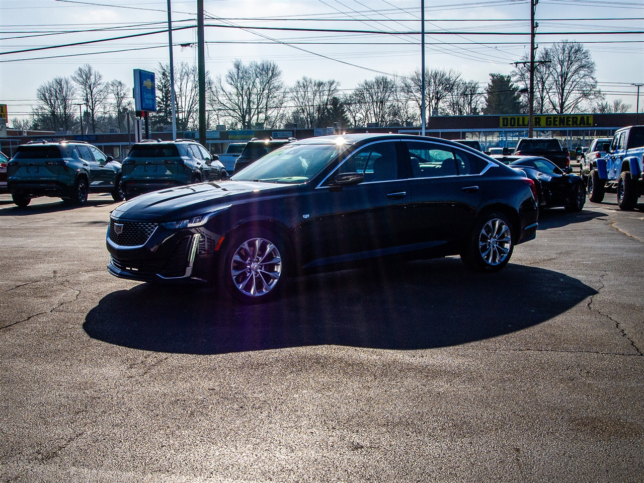 Cadillac CT5 4dr Sdn Premium Luxury 2023