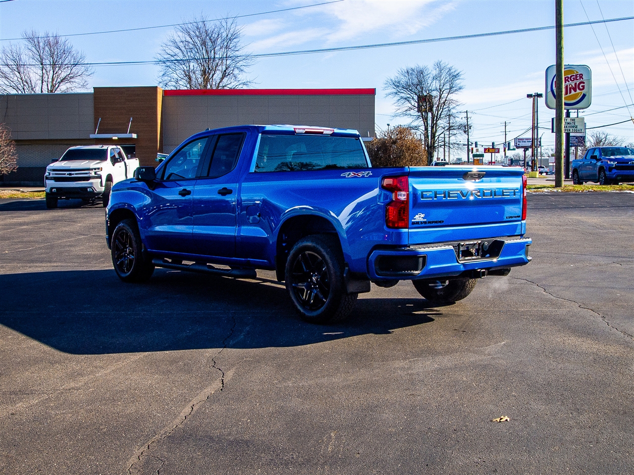 Chevrolet Silverado 1500 4WD Double Cab 147" Custom 2022