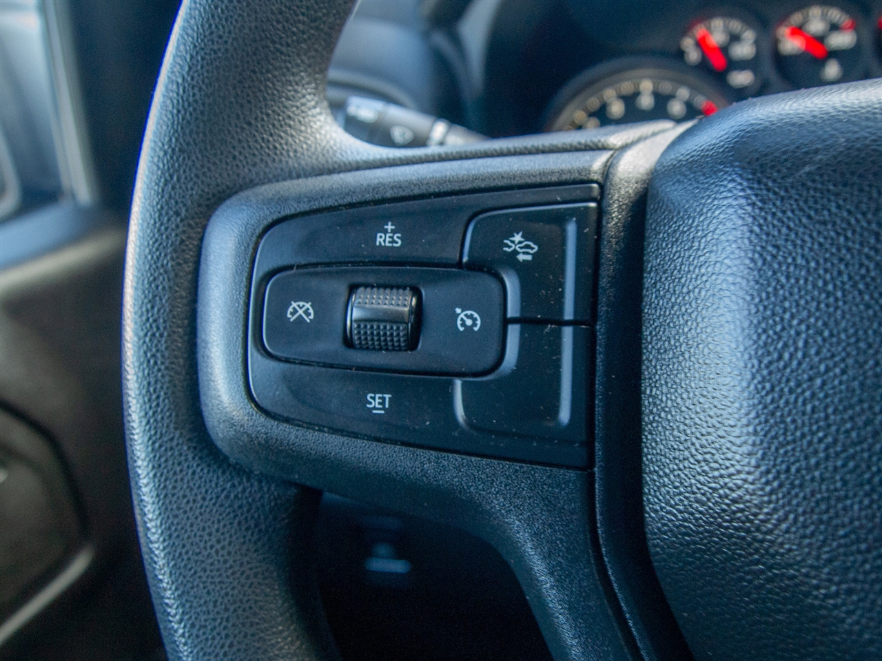 Chevrolet Silverado 1500 4WD Double Cab 147" Custom 2022