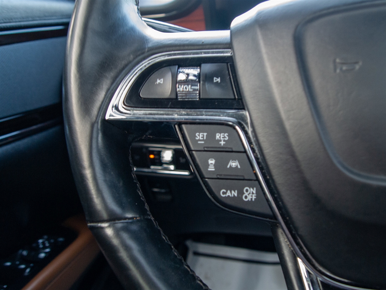 Lincoln Nautilus Reserve FWD 2022