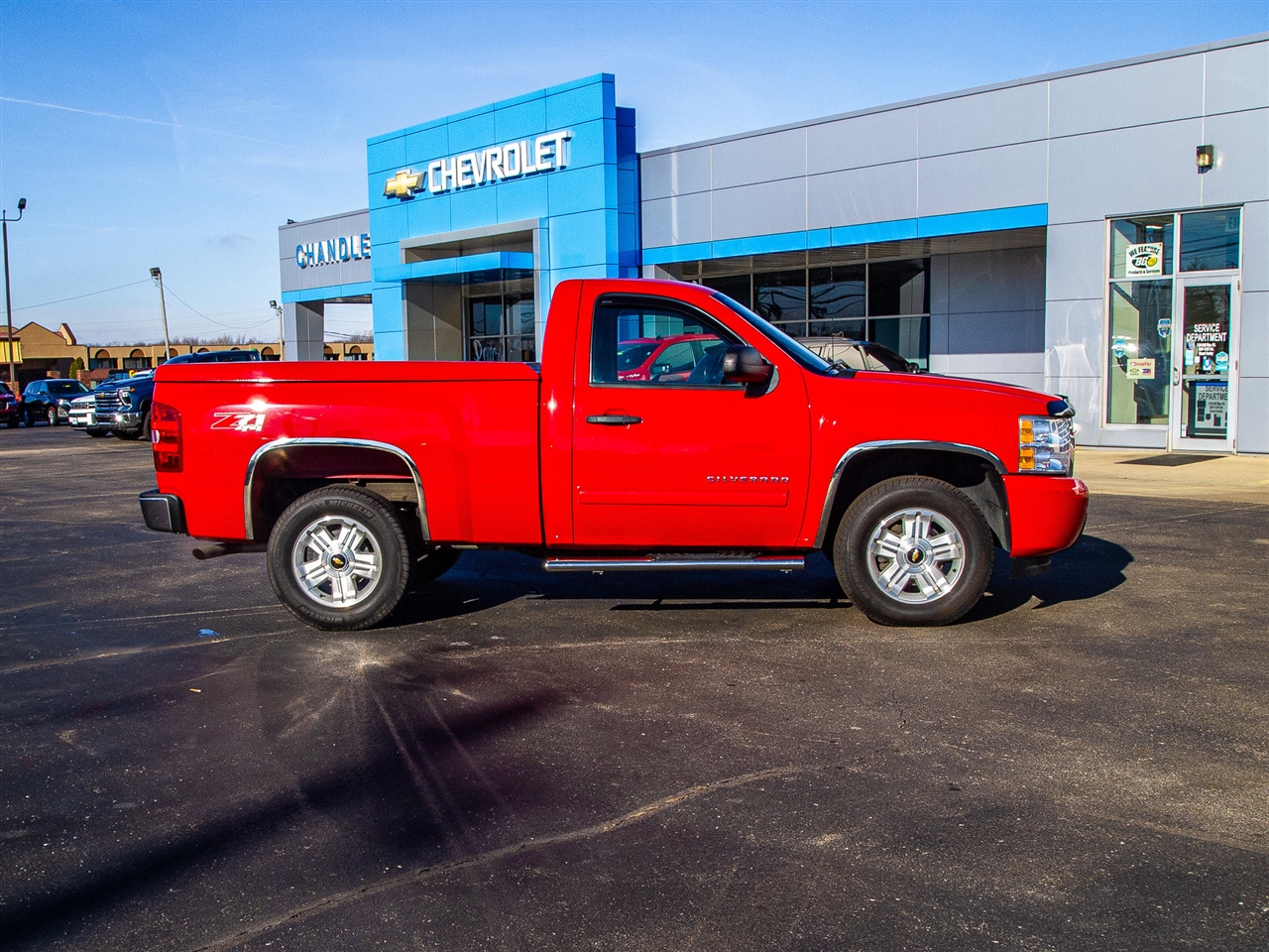 Chevrolet Silverado 1500 4WD Reg Cab 119.0" LT 2011