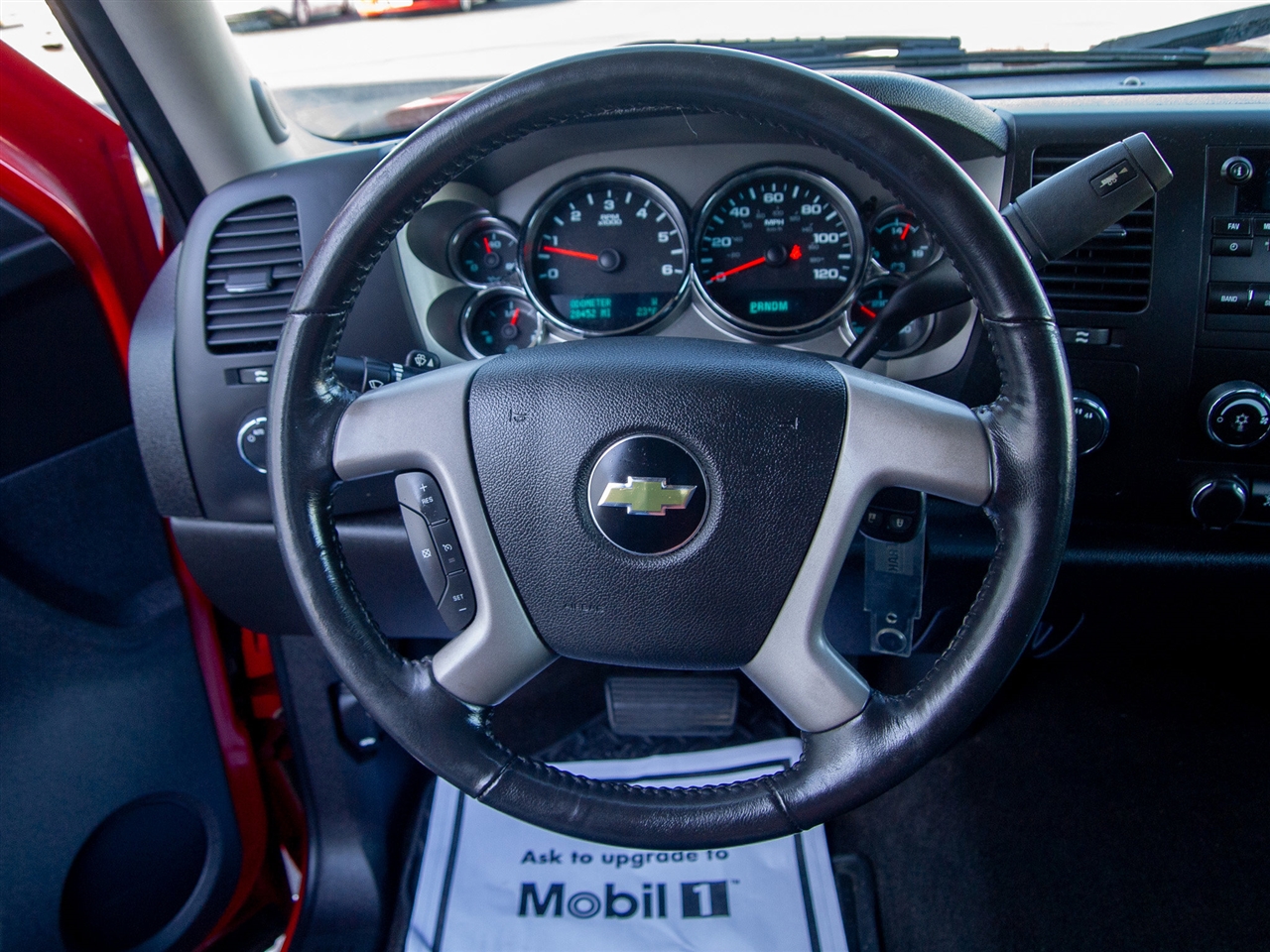 Chevrolet Silverado 1500 4WD Reg Cab 119.0" LT 2011