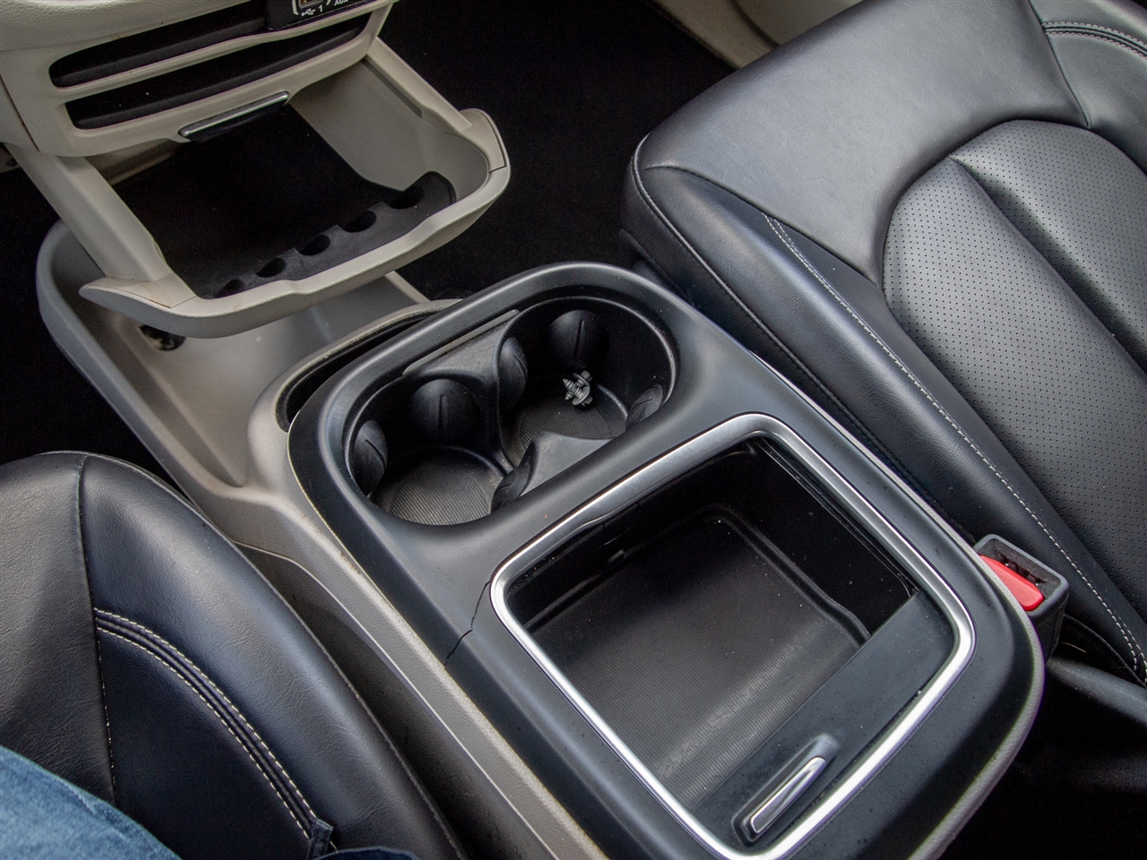 Chrysler Pacifica Touring L FWD 2023