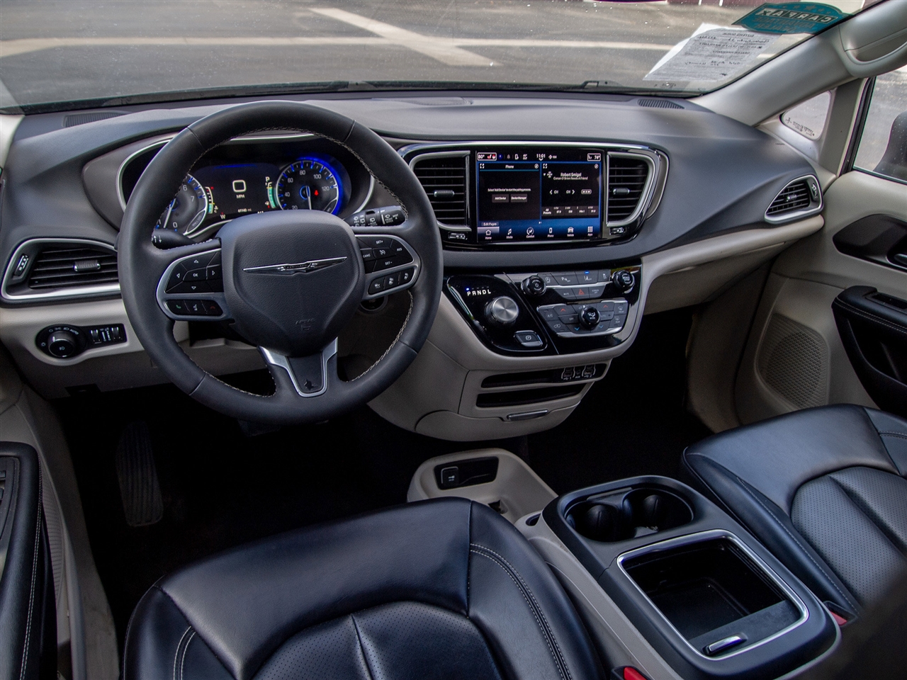 Chrysler Pacifica Touring L FWD 2023