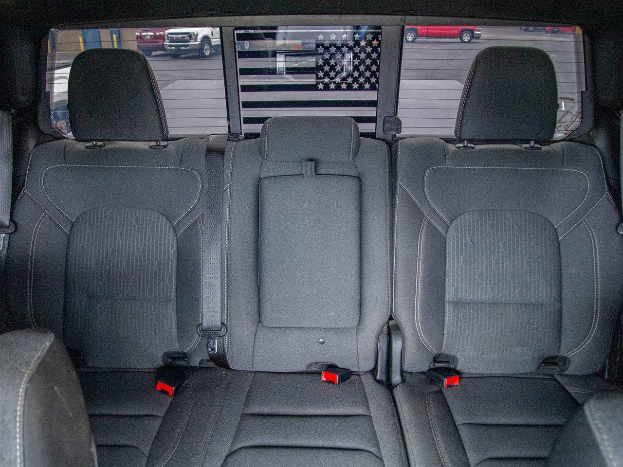 RAM 1500 Big Horn 4x4 Crew Cab 5'7" Box 2022