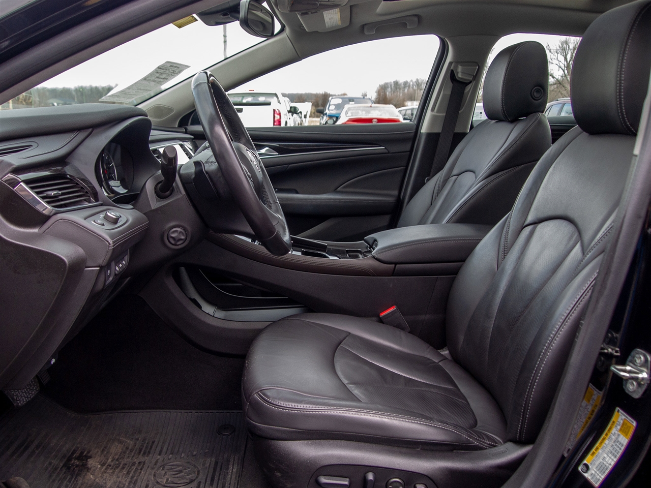 Buick LaCrosse 4dr Sdn Premium FWD *Ltd Avail* 2019