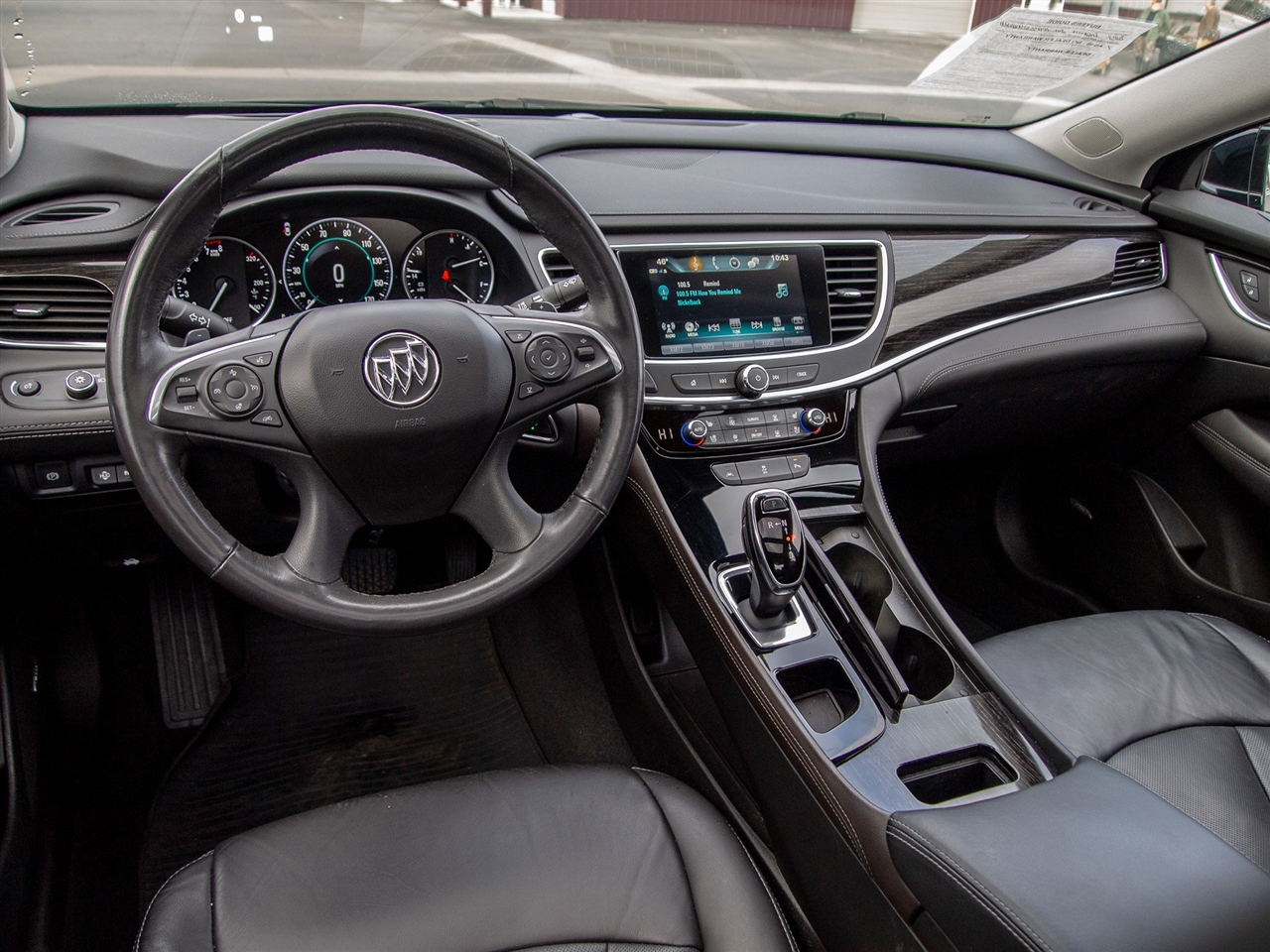 Buick LaCrosse 4dr Sdn Premium FWD *Ltd Avail* 2019