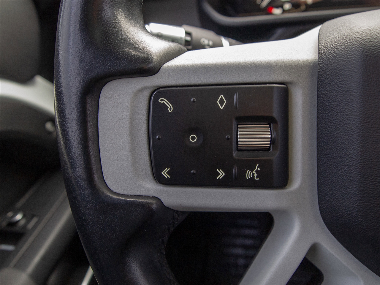 Land Rover Defender 110 S AWD 2020