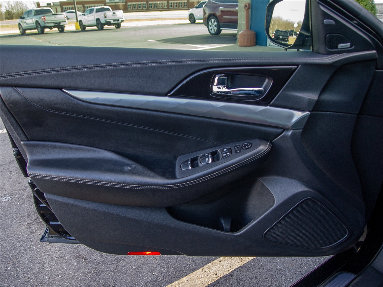 Nissan Maxima SL 3.5L 2019