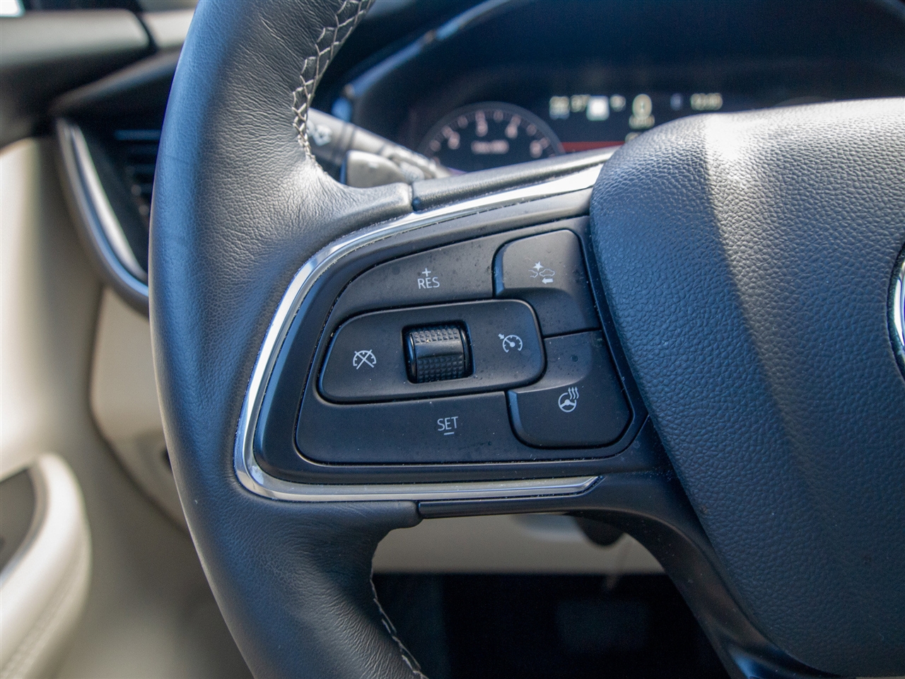 Buick Envision AWD 4dr Avenir 2023