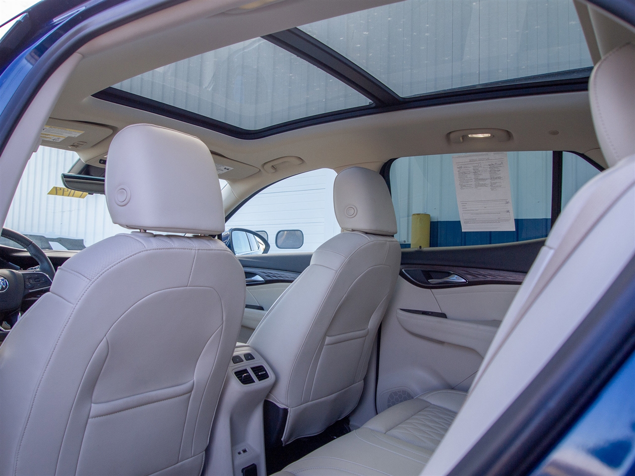 Buick Envision AWD 4dr Avenir 2023