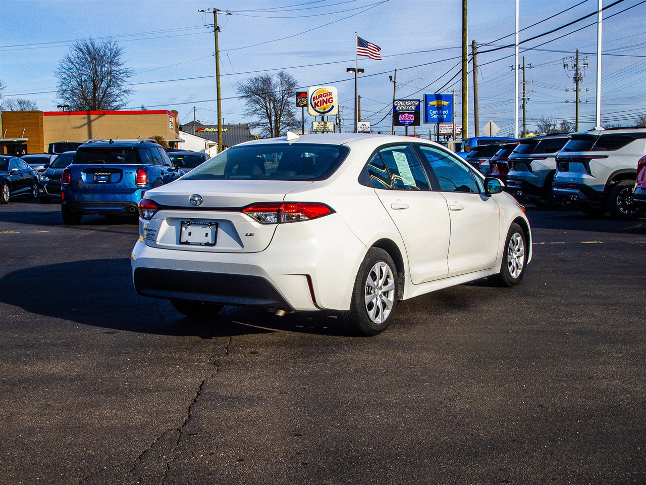 Toyota Corolla LE CVT (Natl) 2024