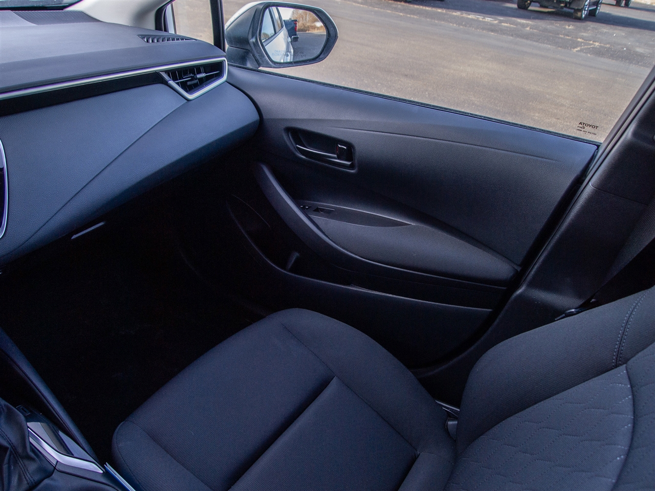 Toyota Corolla LE CVT (Natl) 2024