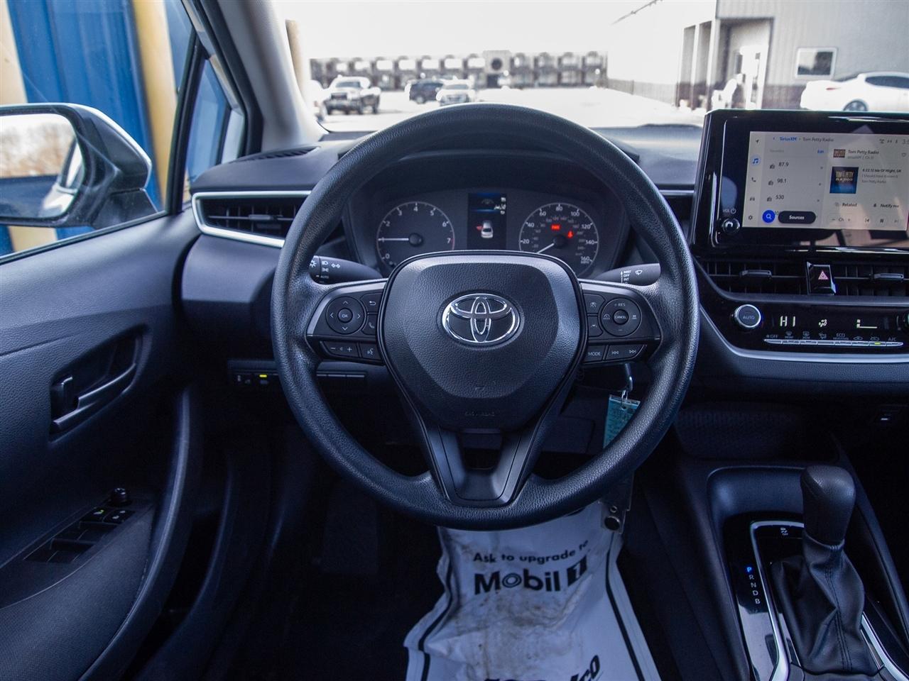 Toyota Corolla LE CVT (Natl) 2024