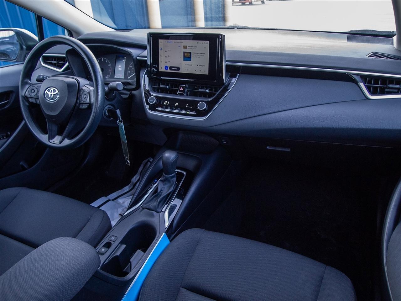 Toyota Corolla LE CVT (Natl) 2024