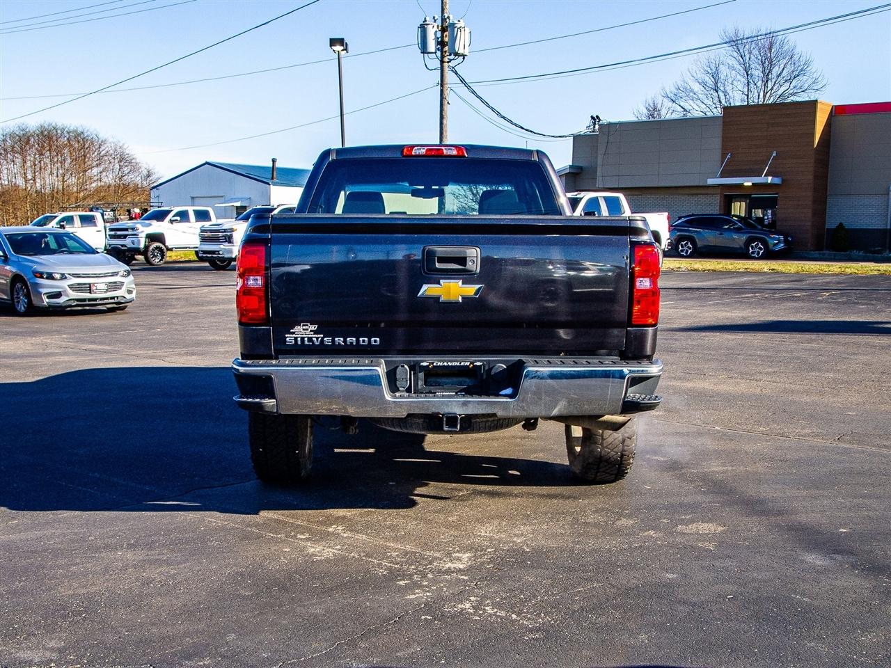 Chevrolet Silverado 1500 4WD Double Cab 143.5" LS 2016