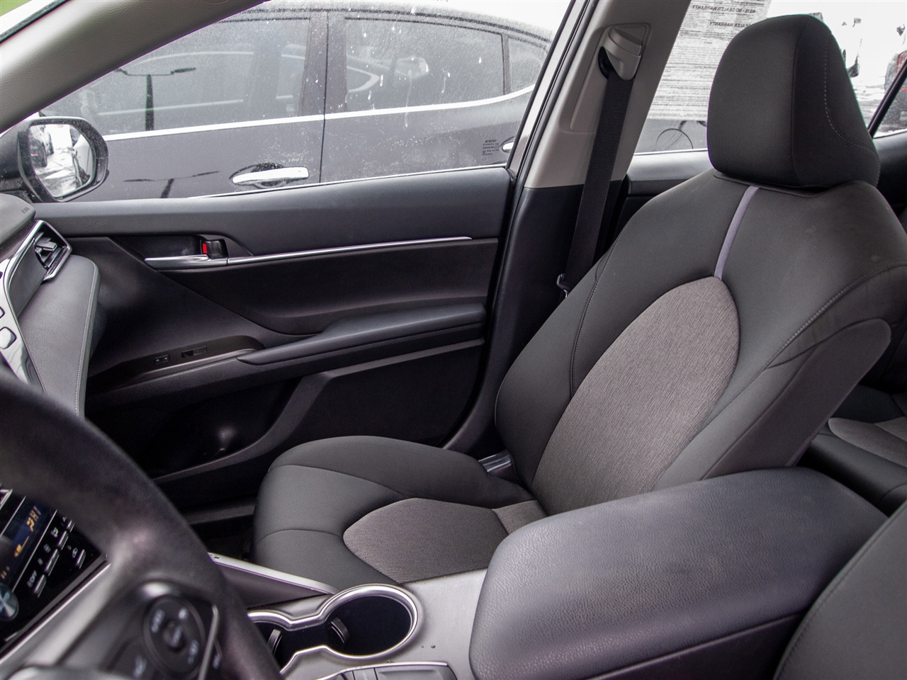 Toyota Camry LE Auto (Natl) 2024