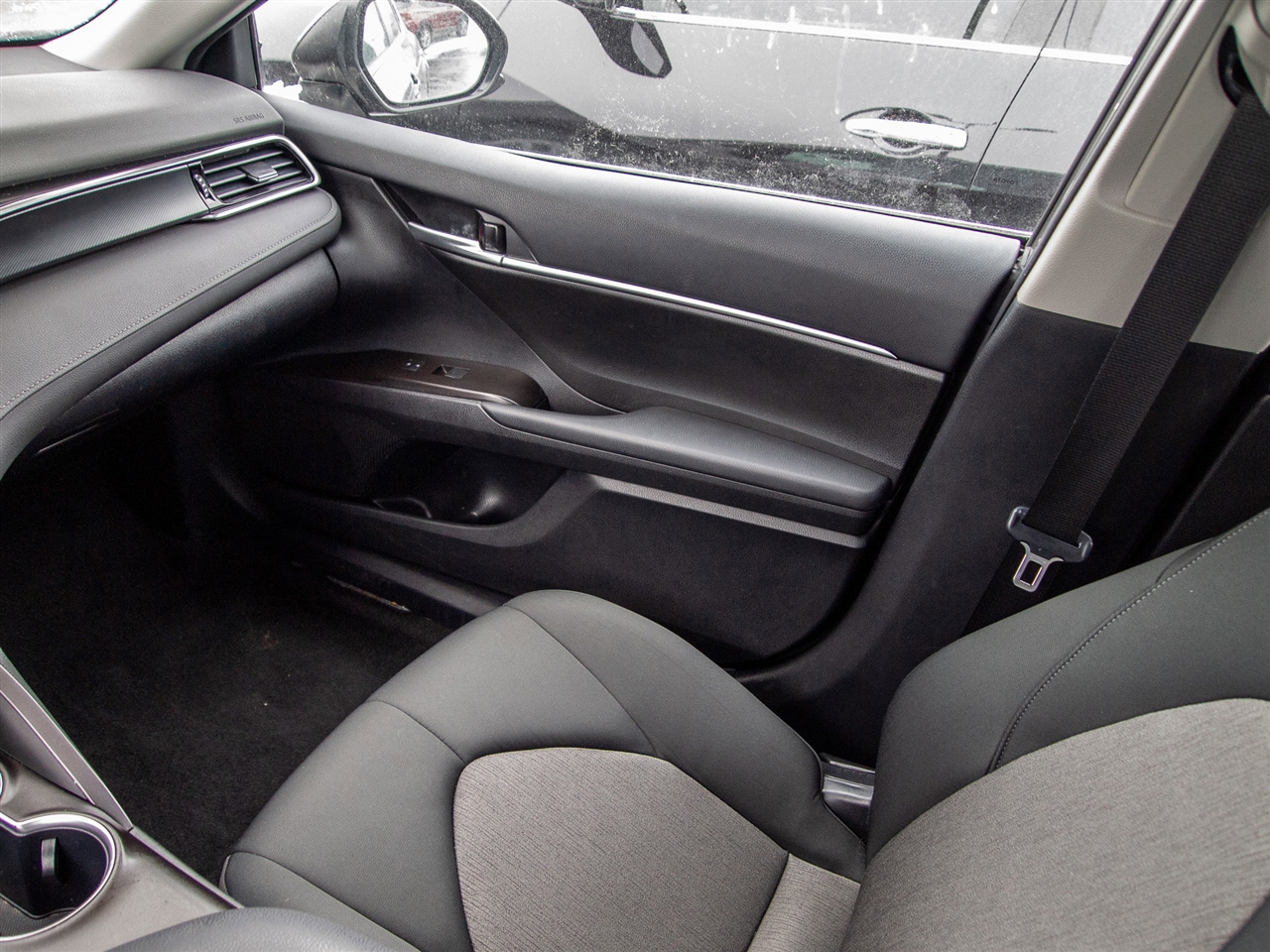 Toyota Camry LE Auto (Natl) 2024